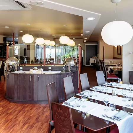 Radisson Отель Клермон-Ферран