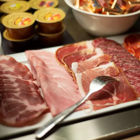 Radisson Отель Клермон-Ферран