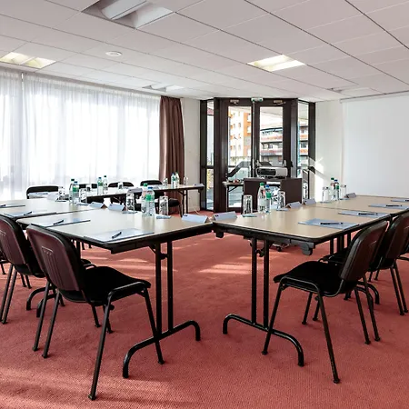 Radisson Отель Клермон-Ферран