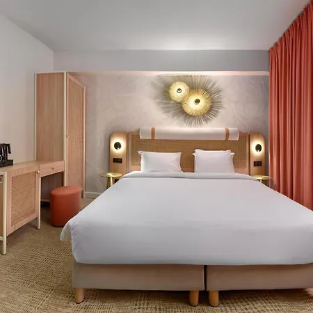 Radisson 4*