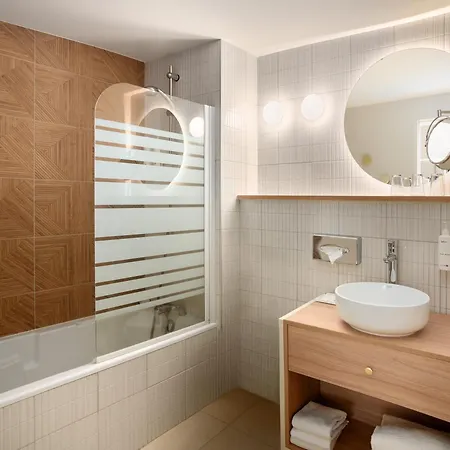 Radisson Клермон-Ферран