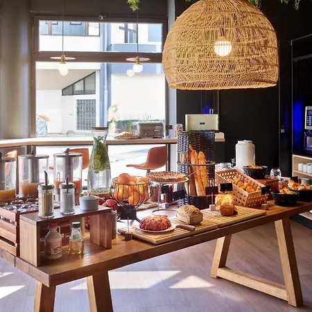 Radisson 4* קלרמונט-פרנד