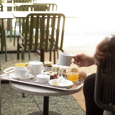 Radisson Hotel 4*