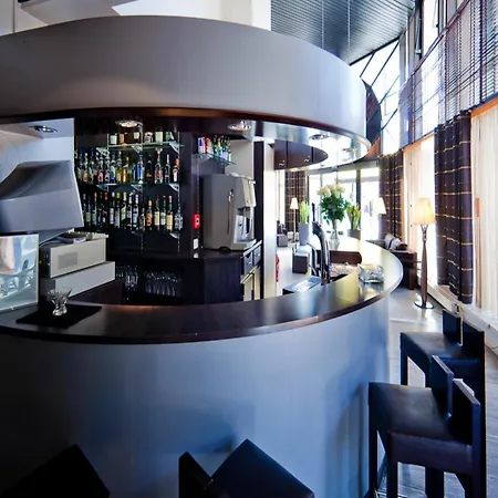 Hotel Kyriad Prestige 4*